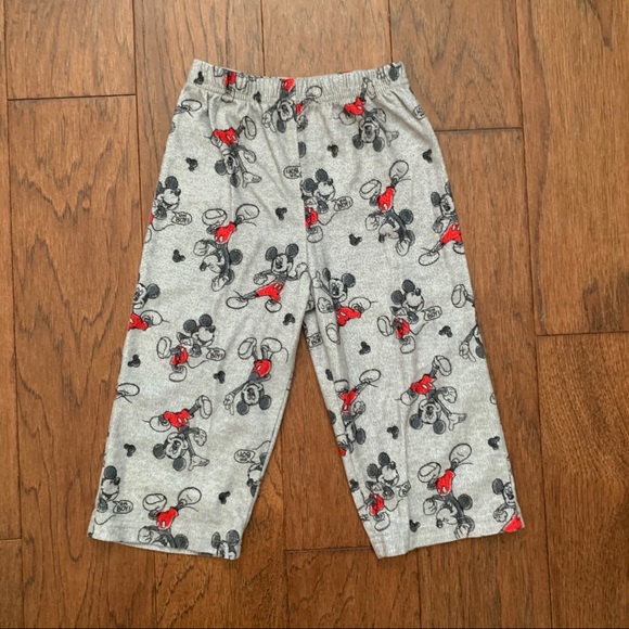 Disney Mickey Mouse 2 piece flannel jammies - Picture 7 of 8